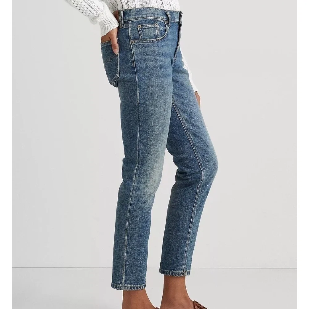 RALPH LAUREN Relaxed Tapered Ankle Jean Color Rangeland Wash Size: 16W